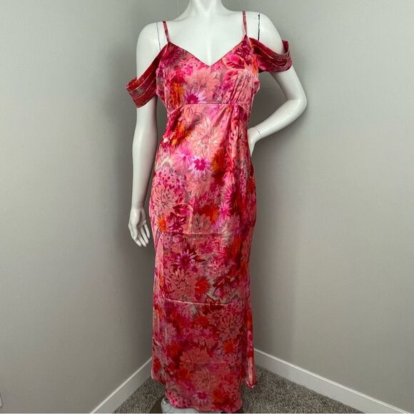 NWT ASOS HOPE & IVY Maternity Kerry Off-Shoulder Pink Floral Satin Midi Dress - Picture 3 of 14